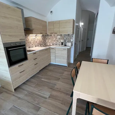 - 4 People - Swimming Pool Tennis Garage Апартаменты