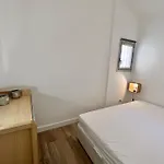 - 4 People - Swimming Pool Tennis Garage