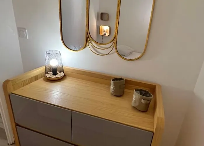 Apartment - 4 People - Swimming Pool Tennis Garage