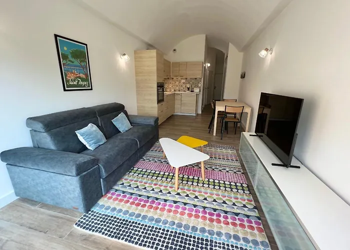 - 4 People - Swimming Pool Tennis Garage Apartment Antibes